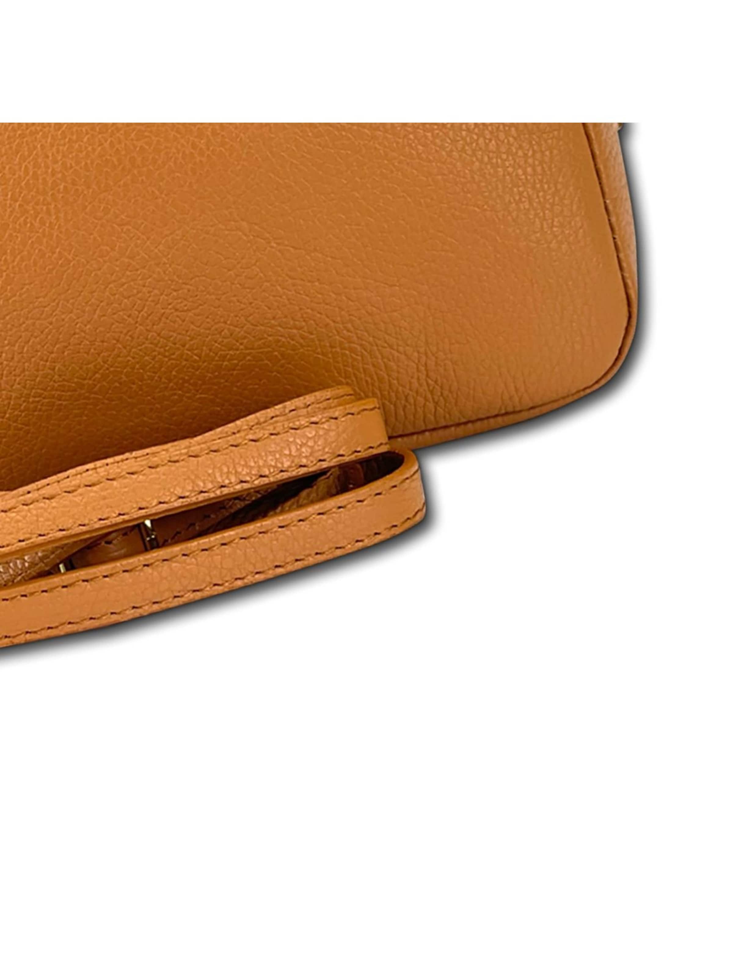 Florence Schoudertas in Bruin