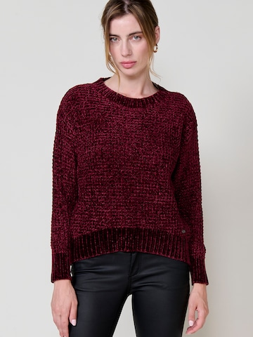 Pull-over KOROSHI en rouge : devant