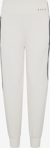 Born Regular Broek in Wit: voorkant