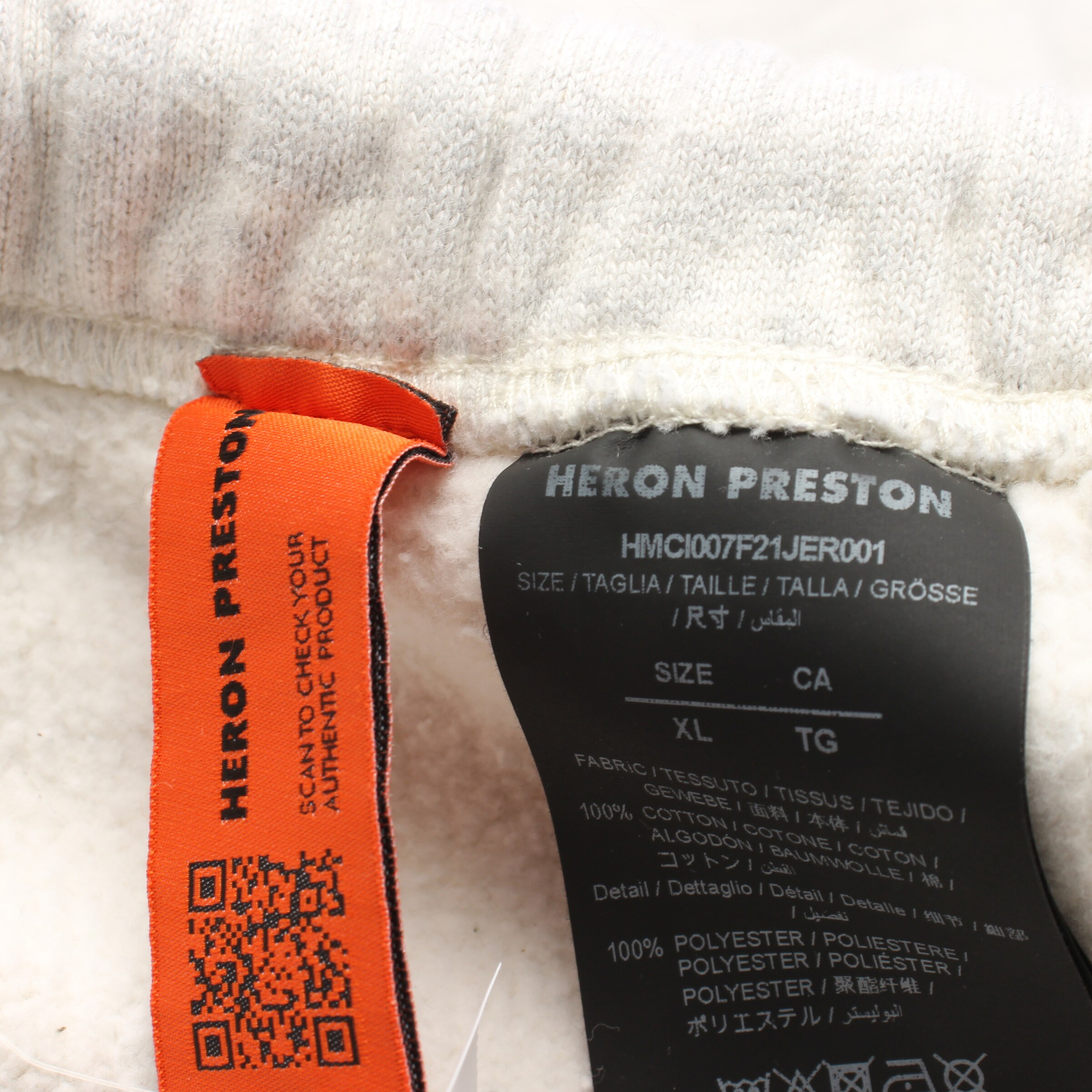 Heron Preston Shorts in 35-36 in Grey