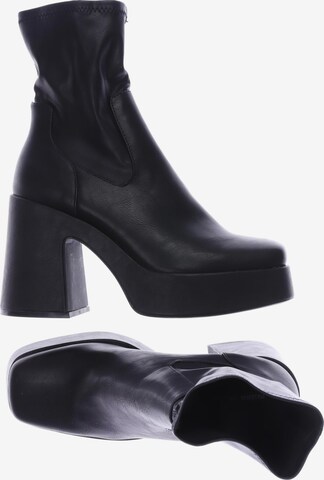 Pull&Bear Dress Boots in 40 in Black: front