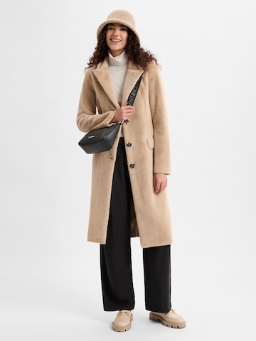 Manteau mi-saison Marie Lund en beige