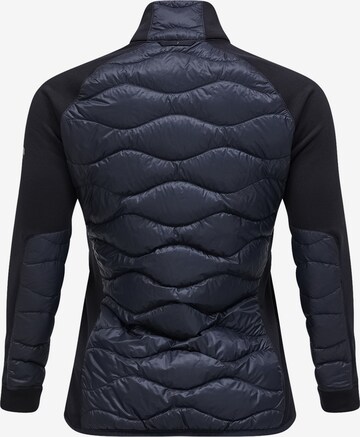 PEAK PERFORMANCE Outdoor Jacket in Black