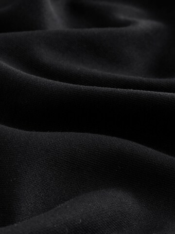 Tricou de la Next pe negru