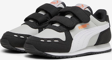 Baskets 'Cabana Racer' PUMA en gris : devant