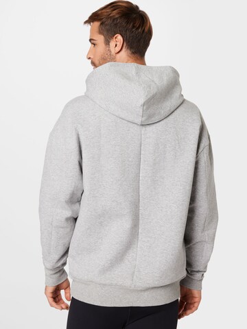 Reebok Sport sweatshirt i grå