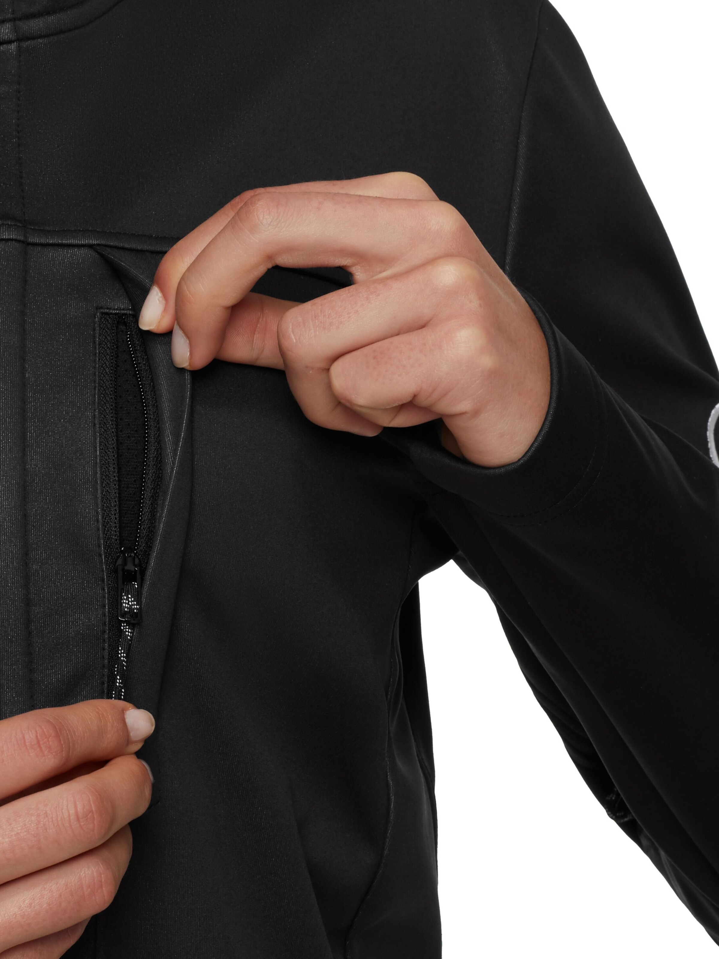 MAMMUT Outdoor Jacket in Black