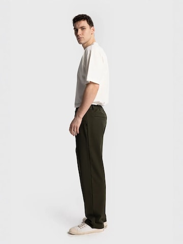 Regular Pantalon à pince Giesto en vert