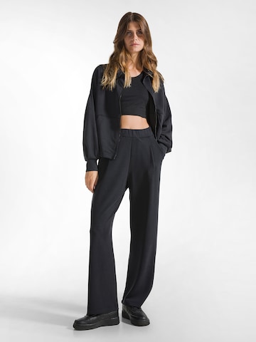 DEHA Regular Broek in Zwart: voorkant