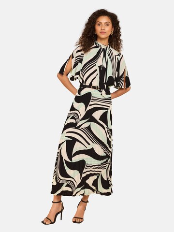 Rochie de la love & roses pe negru: față