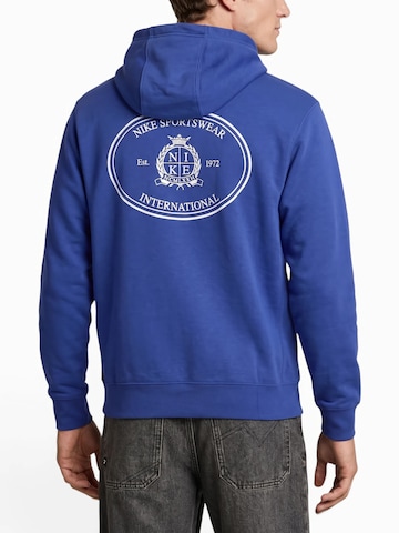 Nike Sportswear Sweatshirt 'Club' in Blauw