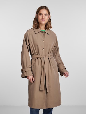 PIECES Between-Seasons Coat in Beige: front