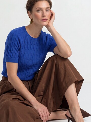 Rich & Royal Sweater in Blue