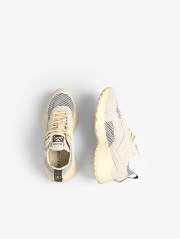 Sneaker bassa 'Sofi' di Scalpers in beige