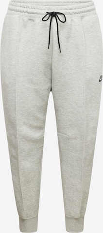 Nike Sportswear Tapered Sportbroek in Grijs: voorkant