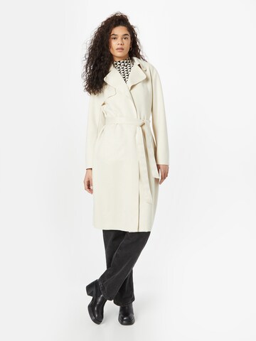 VILA Between-seasons coat 'Shelley' in Beige: front