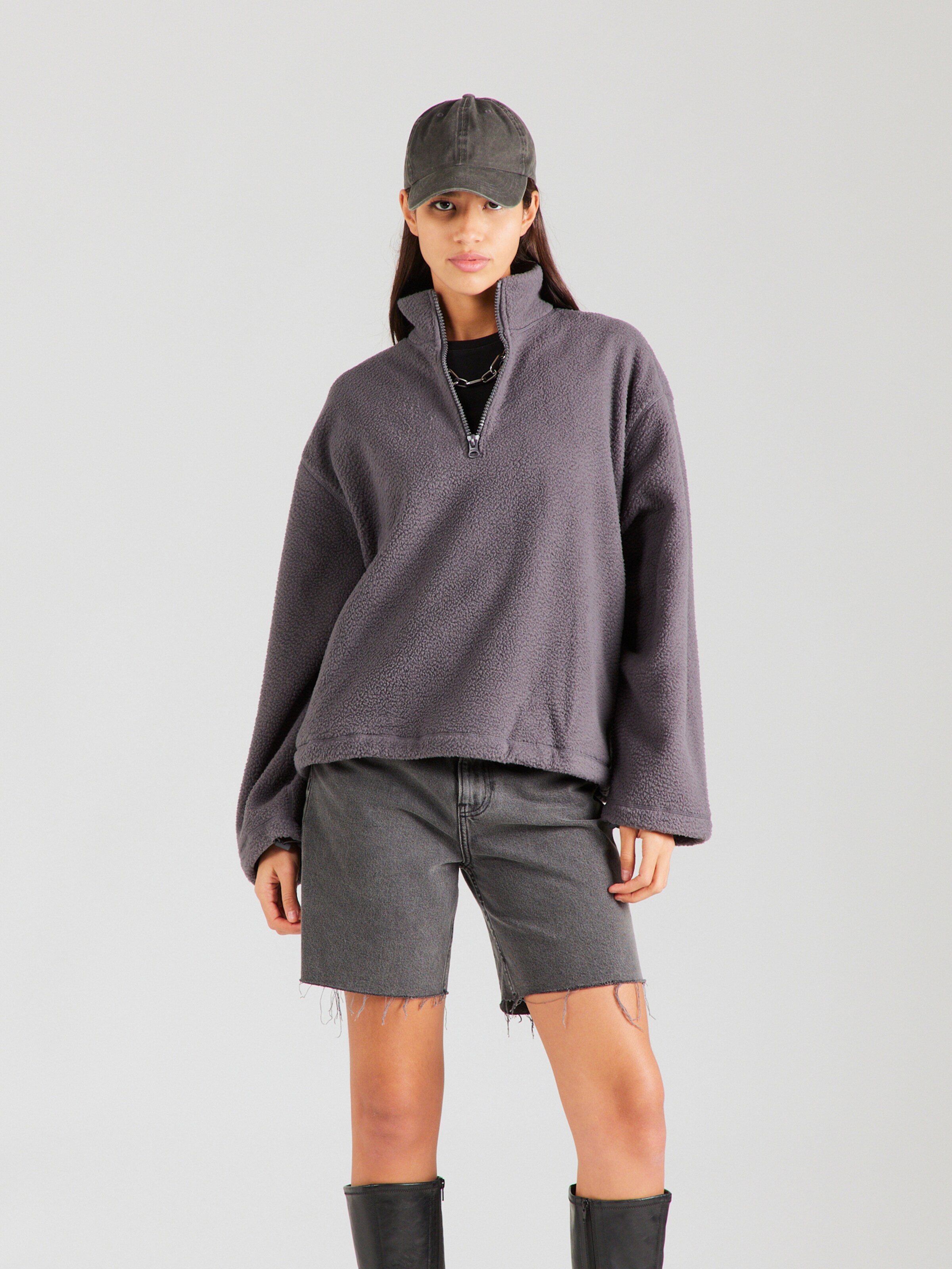 WEEKDAY Sweater Cora in Dark Grey ABOUT YOU