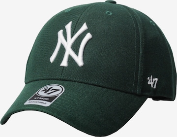 47 Cap in Green: front