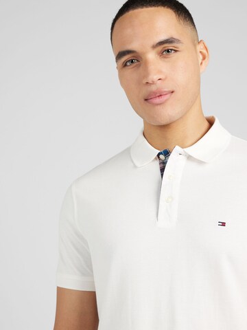 T-Shirt TOMMY HILFIGER en blanc