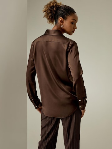 Lilysilk - Blusa en marrón
