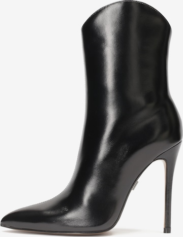 Kazar Ankle Boots in Black: front