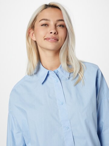 UNITED COLORS OF BENETTON Blouse in Blauw