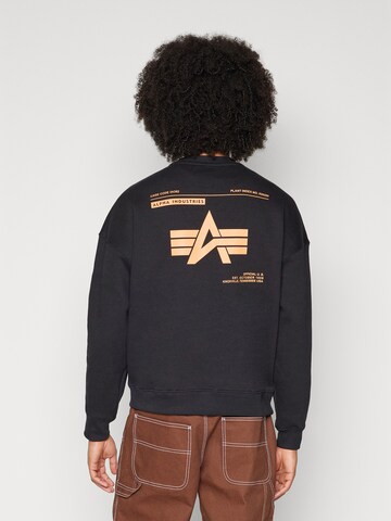 ALPHA INDUSTRIES Μπλούζα φούτερ σε μαύρο: μπροστά
