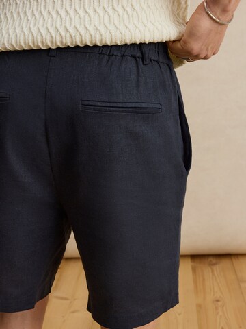 DAN FOX APPAREL Regular Панталон 'Gerrit' в синьо