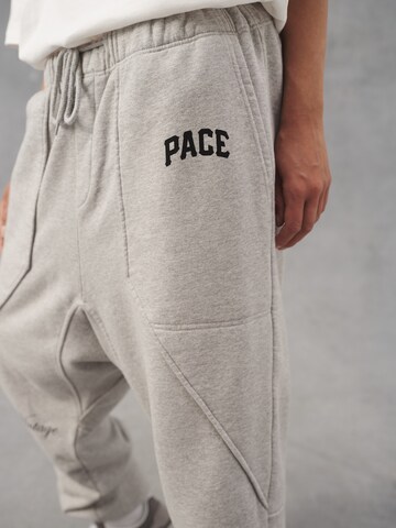 Pacemaker - Tapered Pantalón 'Jonas' en gris