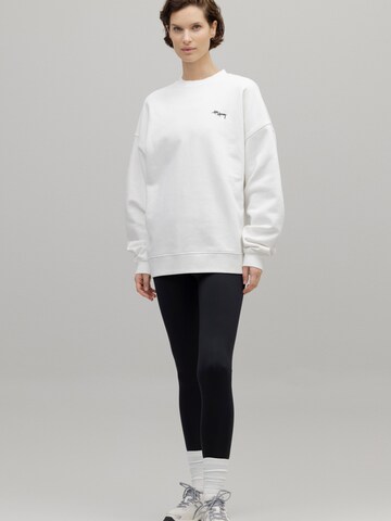 Hey Honey Sweatshirt 'Kindness' in White: front
