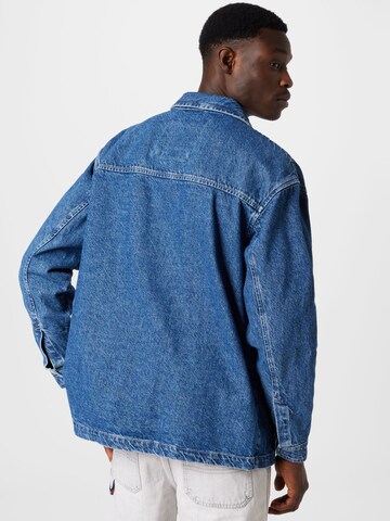 Tommy Jeans Between-Season Jacket in Blue