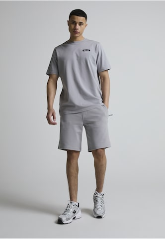 Regular Pantalon 'CENERELLO' Alessandro Zavetti en gris