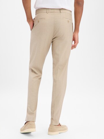 CARL GROSS Slim fit Pleated Pants 'Sendrik' in Beige