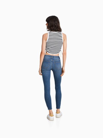 Bershka Skinny Fit Дънки в синьо