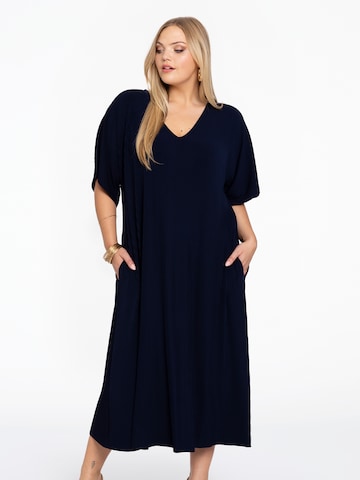 Yoek Dress in Blue: front