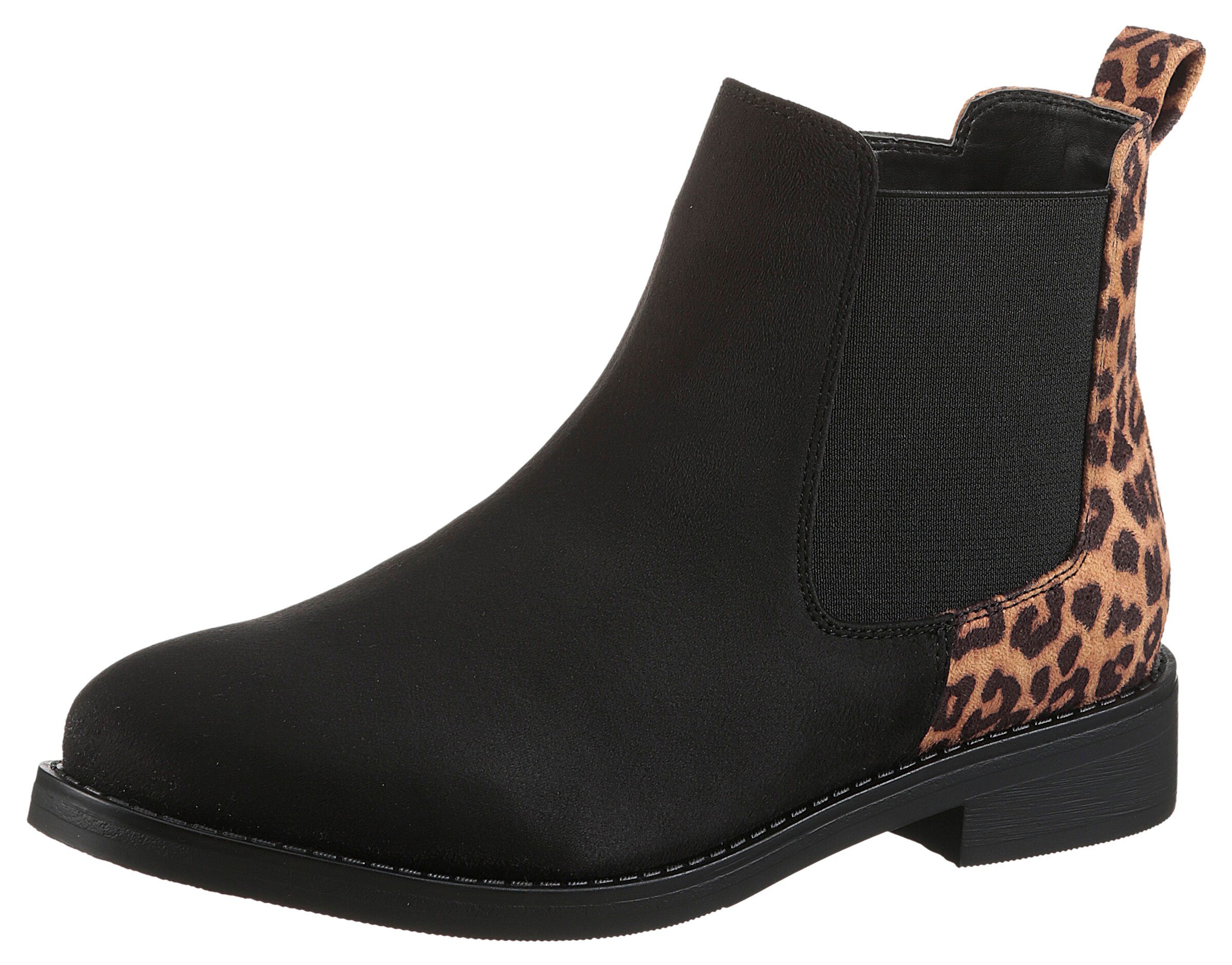 Aniston Chelsea Boots in Black: front