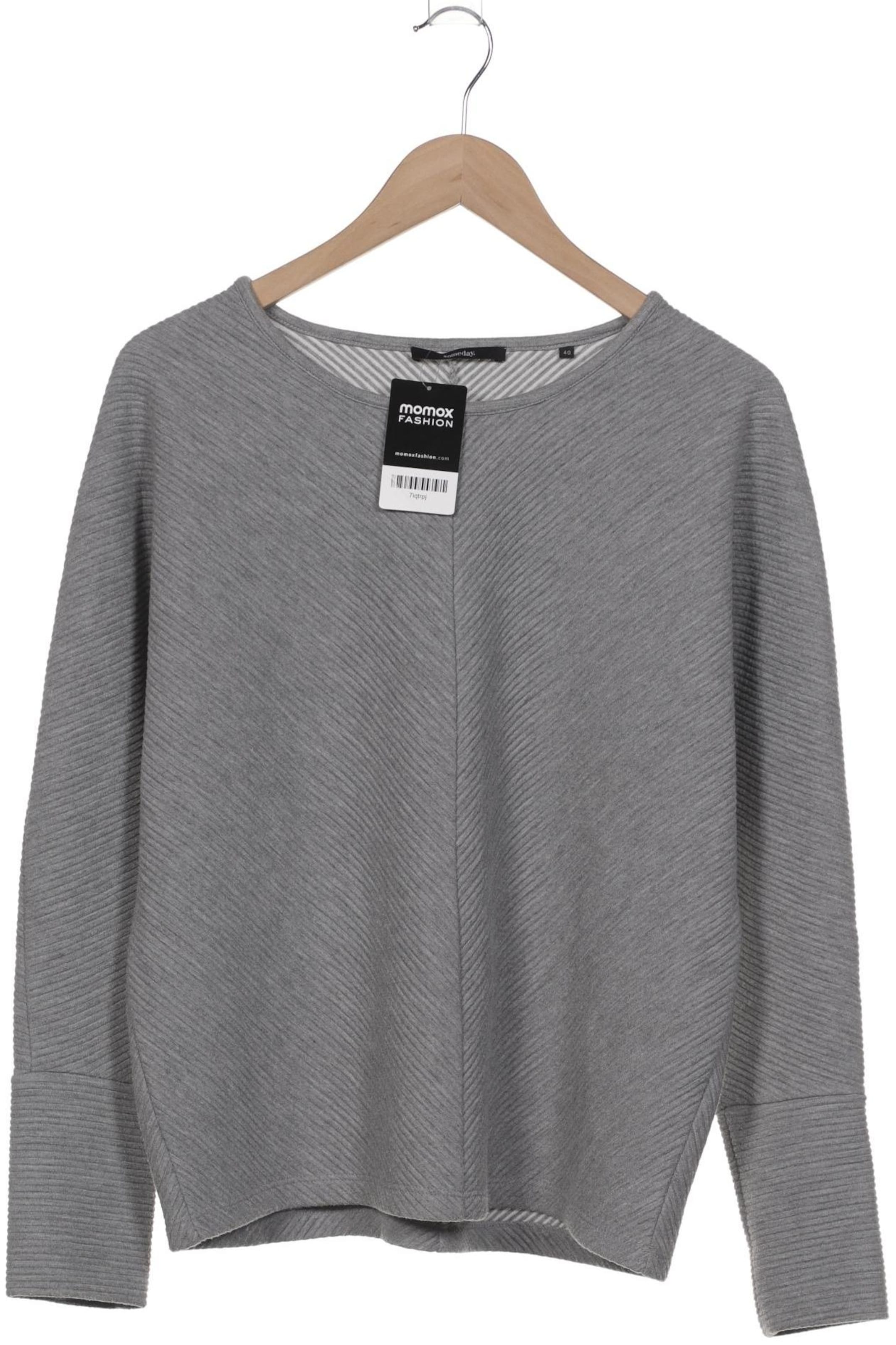 Someday Sweatshirt & Zip-Up Hoodie in L in Grey: front