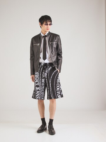 Loosefit Pantaloni di Versace Jeans Couture in nero