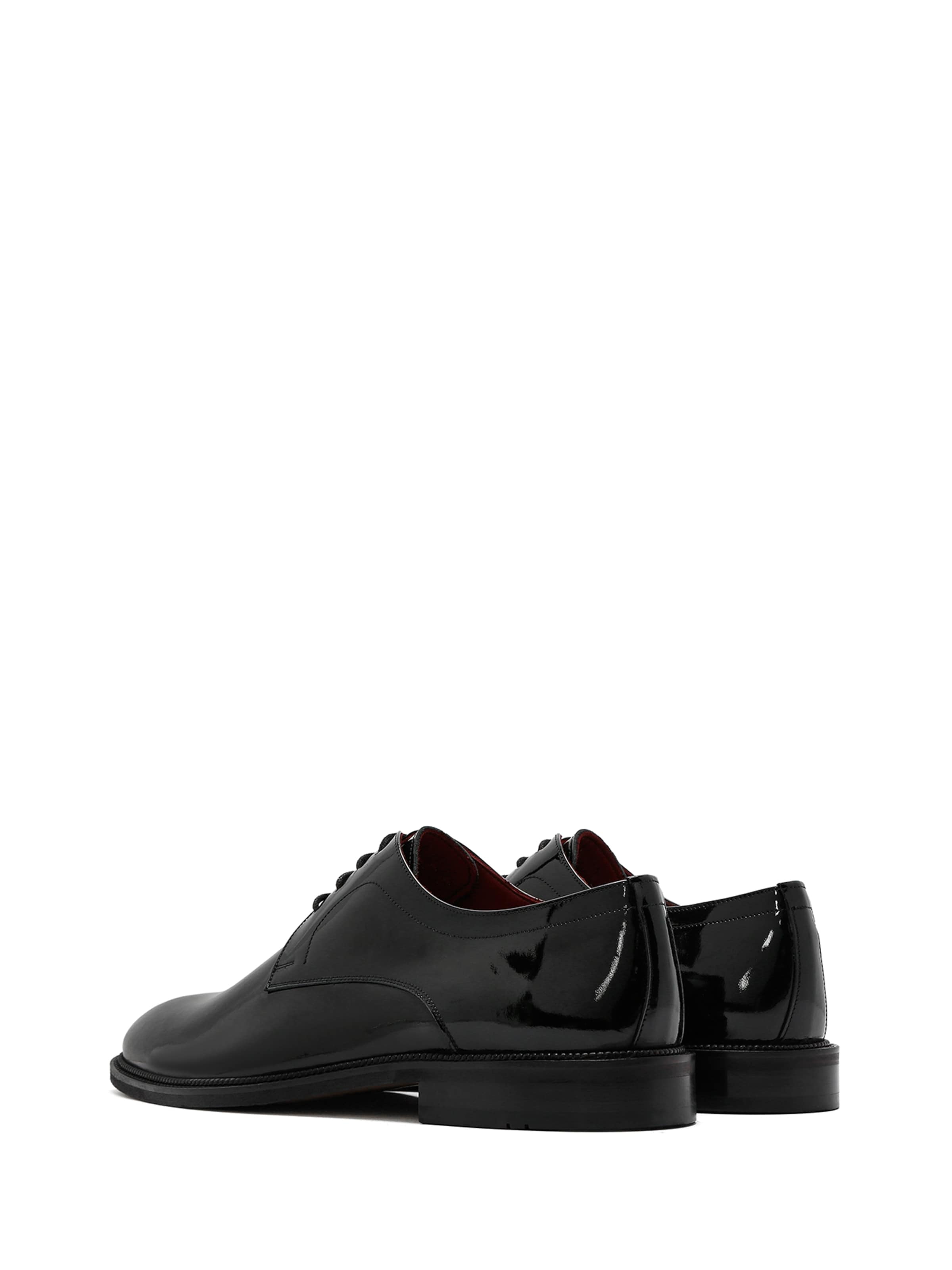 Scarpa stringata 'Lace-up' di Derimod in nero