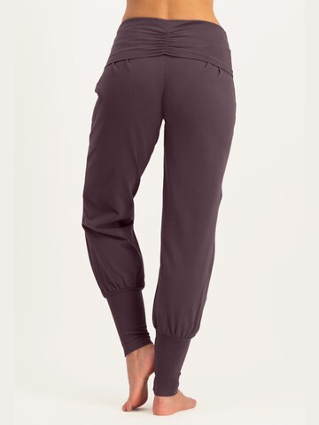 Urban Goddess Yoga & Activewear Loose fit Harem Pants 'Devi Yoga und Pilates Harem' in Purple
