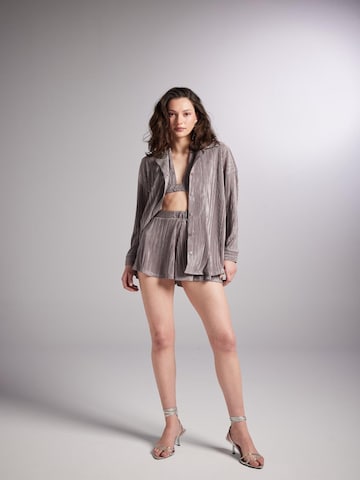 HOLLY LOLLY Bluse in Grau