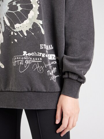 ONLY Sweatshirt 'ONLLUCINDA' in Black