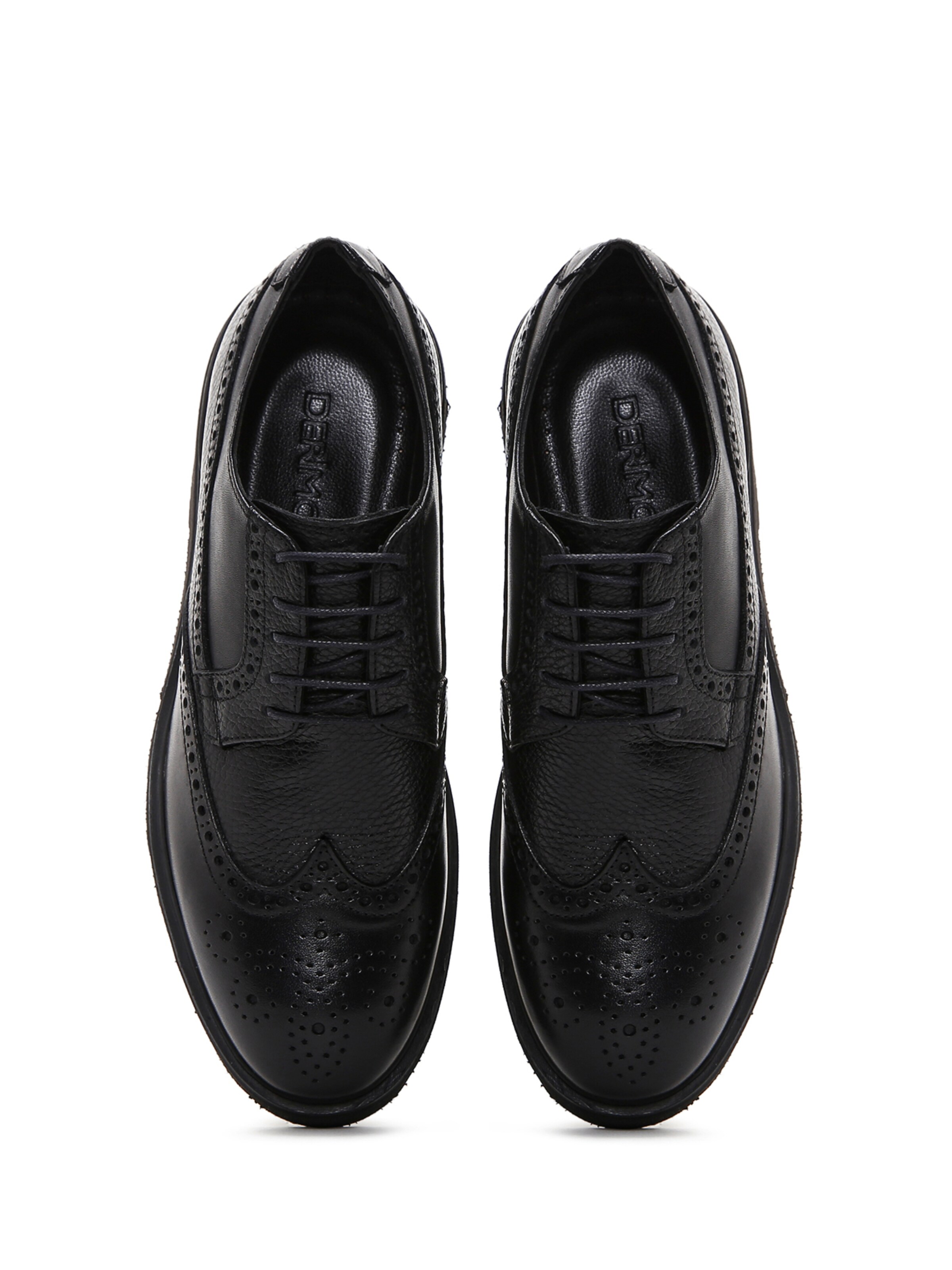 Scarpa stringata di Derimod in nero