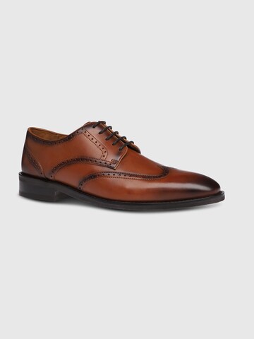 Gordon & Bros Lace-Up Shoes 'Aldo' in Brown: front