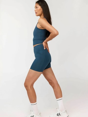 Girlfriend Collective Regular Housut ' Pocket ' värissä sininen