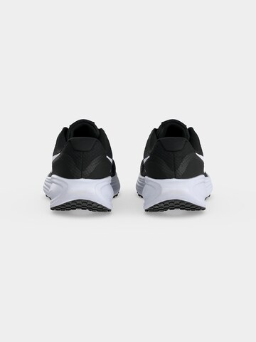 Scarpa da corsa 'Revolution 8' di NIKE in nero
