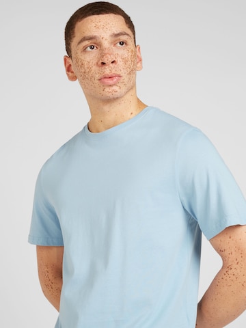 Only & Sons Regular Fit T-Shirt 'MATT' in Blau