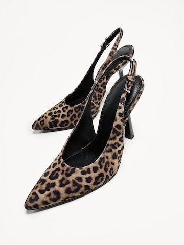 Escarpins Bershka en marron