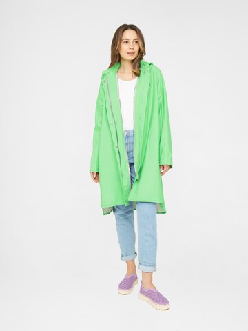 ILSE JACOBSEN Raincoat in Green