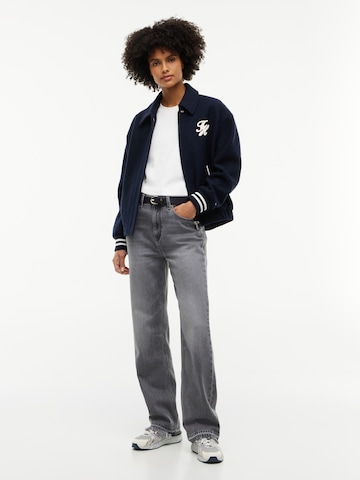 Tommy Jeans - regular Vaquero 'LAYLA' en gris
